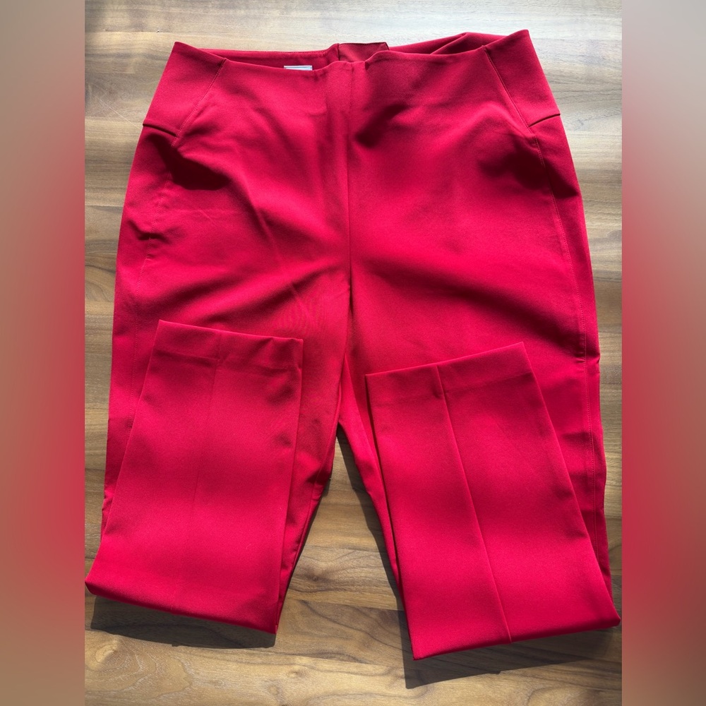 Cabi Deep Red Ankle Pants. Invisible back zip. Flat front. Centre back leg seams